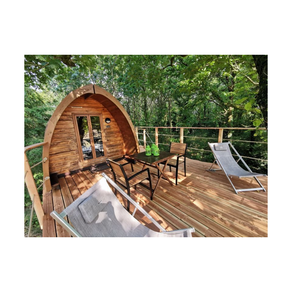 ©Vallée de Pratmeur - Cabane perchée dans les arbres (Morbihan)