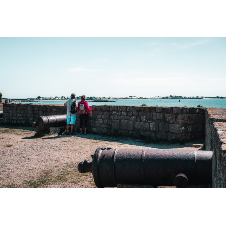 ©Lezbroz-LBST  - Promenade sur les remparts de la Citadelle de Port-Louis (Morbihan)