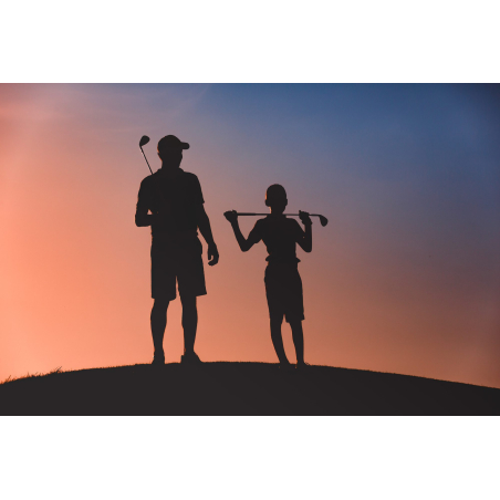 ©shutterstock - Golf en famille avec le coucher de soleil