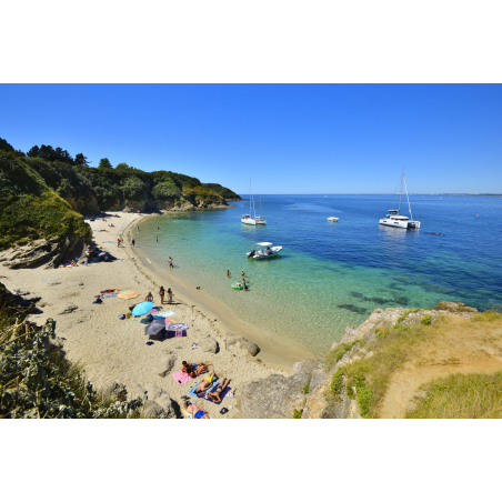 ©E. LEMEE-LBST- Baignade dans une eau translucide sur l'île de Groix