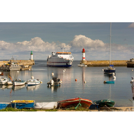 ©Simon Bourcier - Morbihan Tourisme - Entrée du ferry à Port-Tudy, île de Groix