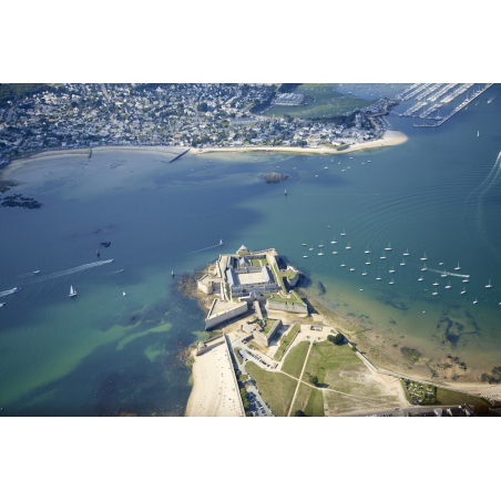 ©Audélor - La citadelle de port-Louis et la rade de Lorient (Morbihan) ©Audélor - La citadelle de port-Louis et la rade de Lorient (Morbihan)