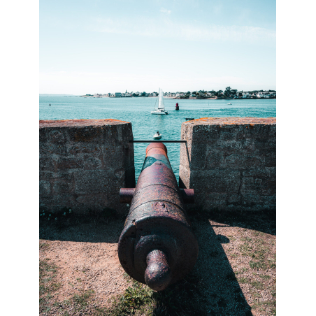 ©Lezbroz - LBST - Canon sur les remparts de la citadelle de Port-Louis (Morbihan)