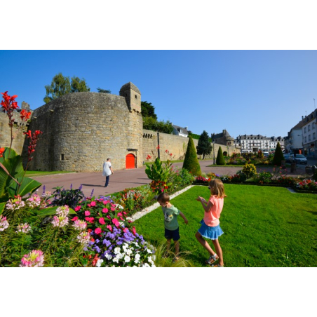 ©Lemée Emmanuel Jardins et remparts de la ville d'Hennebont