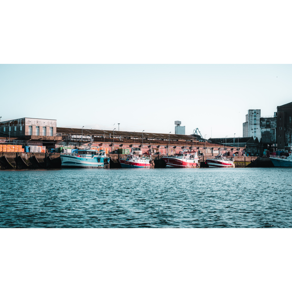 Bateaux de pêche au port de Keroman à Lorient (Morbihan) - ©Lezbroz - LBST