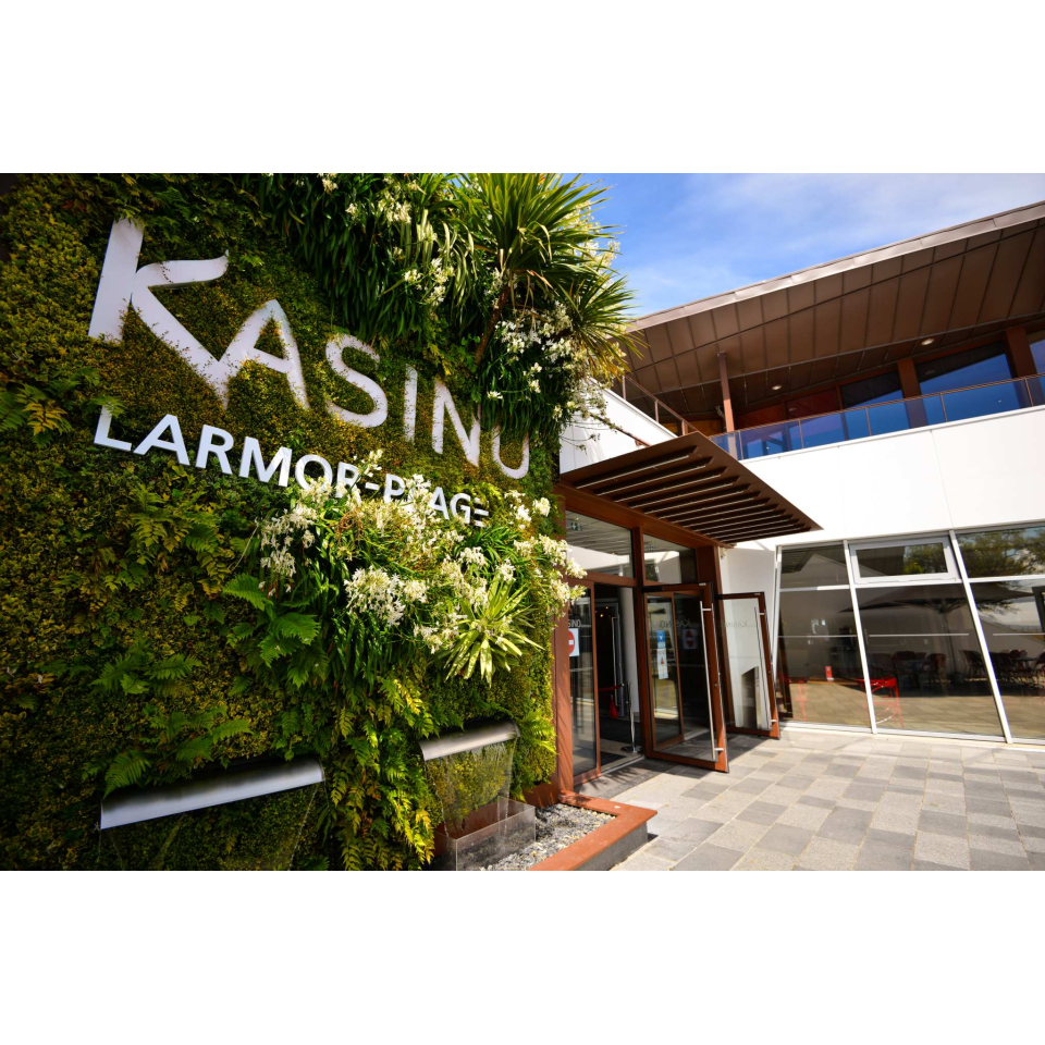 Entrée du Kasino, le casino de Larmor-Plage (Morbihan) - ©Emmanuel Lemée - LBST