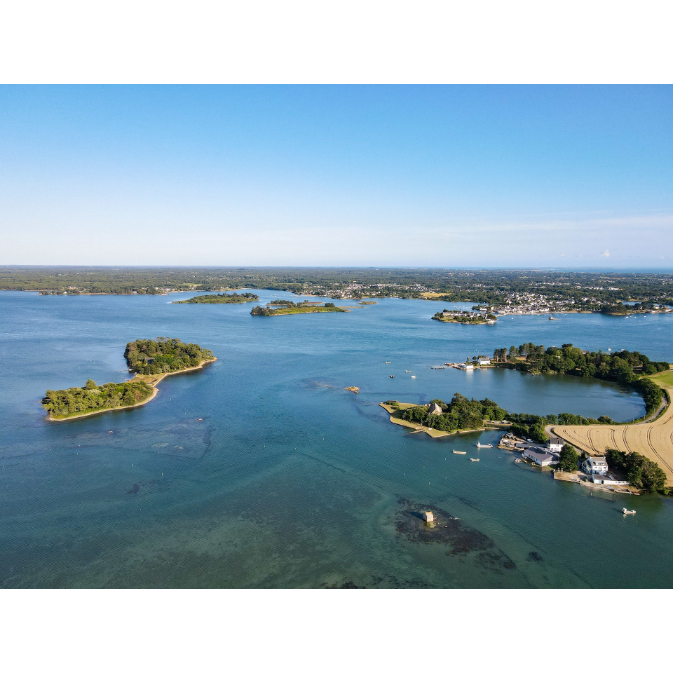 Vue aérienne de la Ria d'Etel à Plouhinec (Morbihan) - ©Huîtres Leneveu