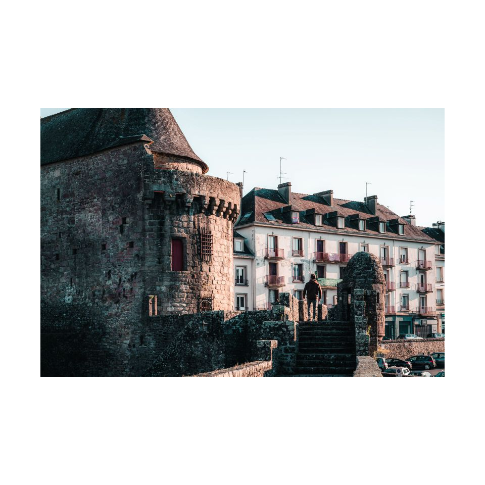 ©LEZBROZ-LBST -  les remparts de la ville d'Hennebont  -