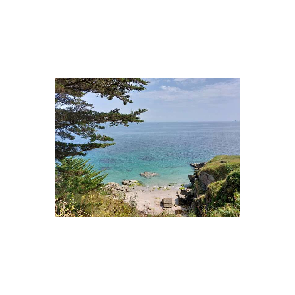 Petite crique à l'île de Groix (côte du VVF) ©Anaïs Marcos-LBST