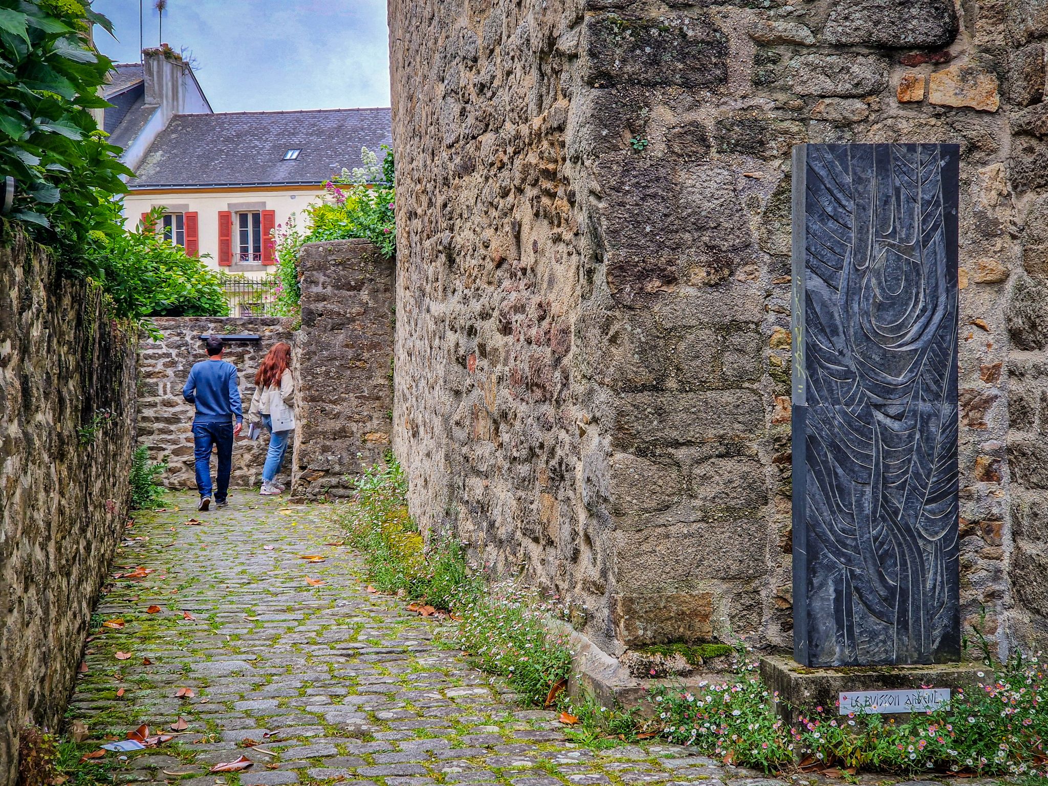 Balade dans les rues de la Petite Cité de Caractère de Pont-Scorff (Morbihan) - ©Julien Audigier - LBST
