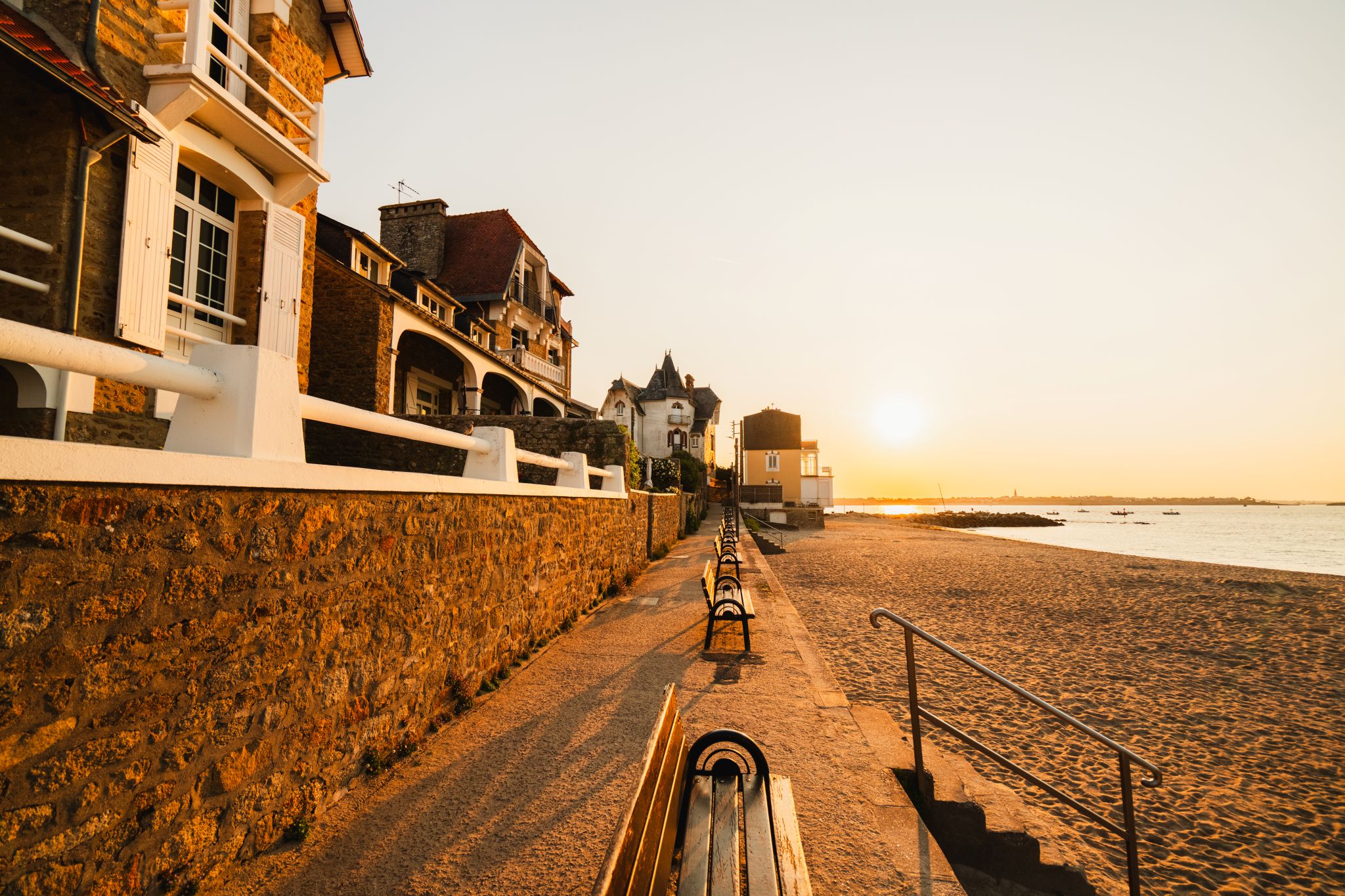 Villas et promenade de Port-Maria à Larmor-Plage (Morbihan) - ©Thibault Poriel - LBST