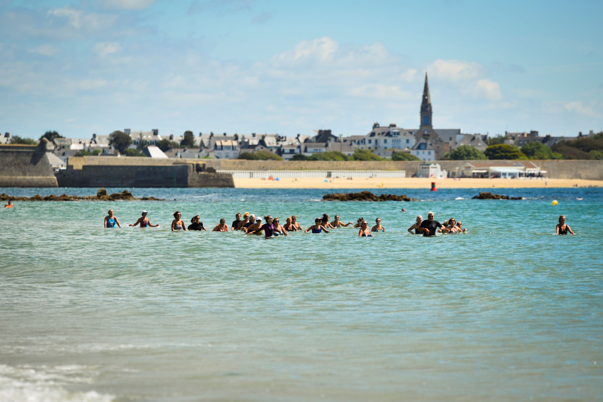 Séjour coffret-cadeau avec séance de marche aquatique (longe côte) et nuit en hôtel à Lorient Bretagne Sud, dans le Morbihan (56)